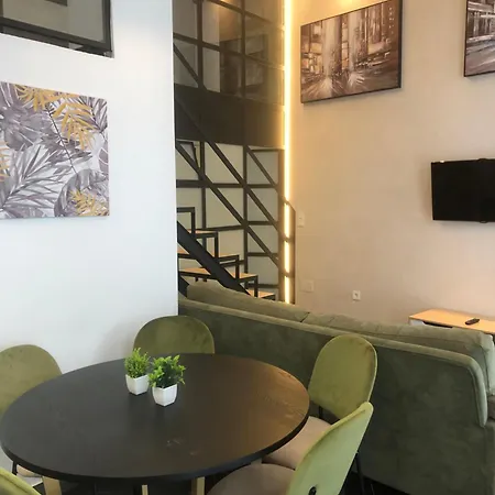 Loft 5 Centro * Maracena